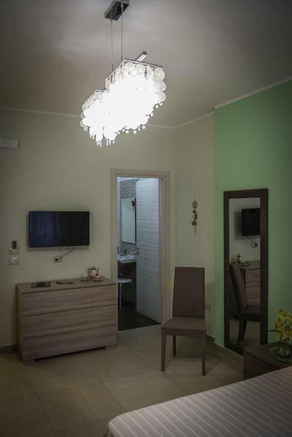 Le Fontane Del Re Bed & Breakfast Caserta Dış mekan fotoğraf