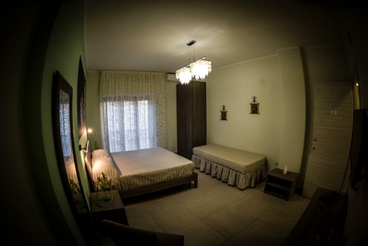 Le Fontane Del Re Bed & Breakfast Caserta Dış mekan fotoğraf
